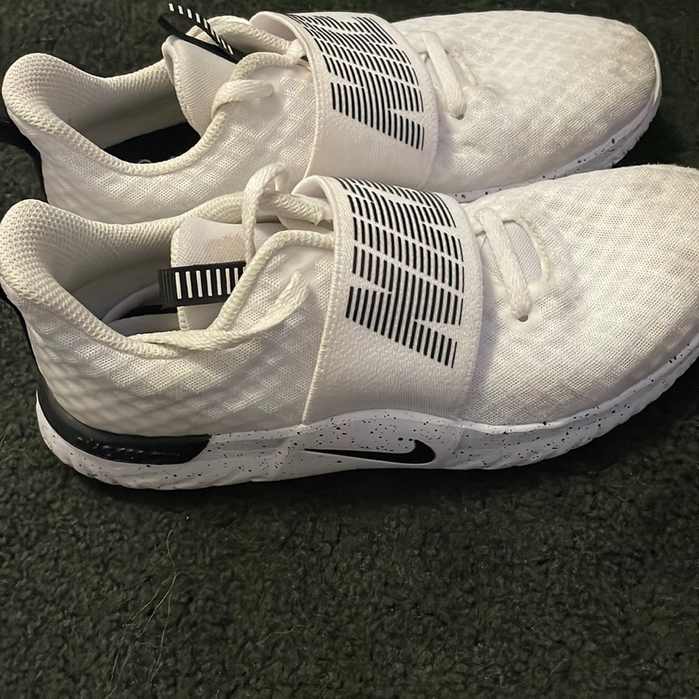 Nike renew womens 6.5